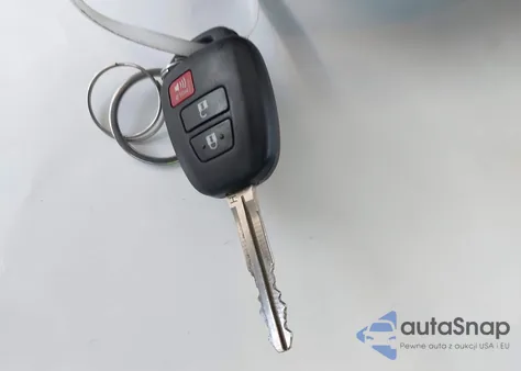 2017 Toyota Rav4 Le из США, поврежденный, VIN 2T3ZFREV9HW402332